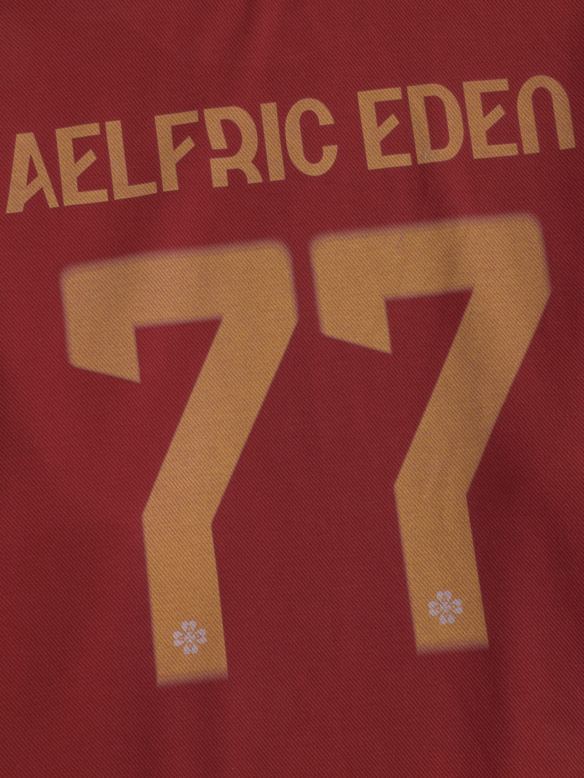 Aelfric Eden 77 Grafik-Langarmshirt in Lagenoptik - Image 6