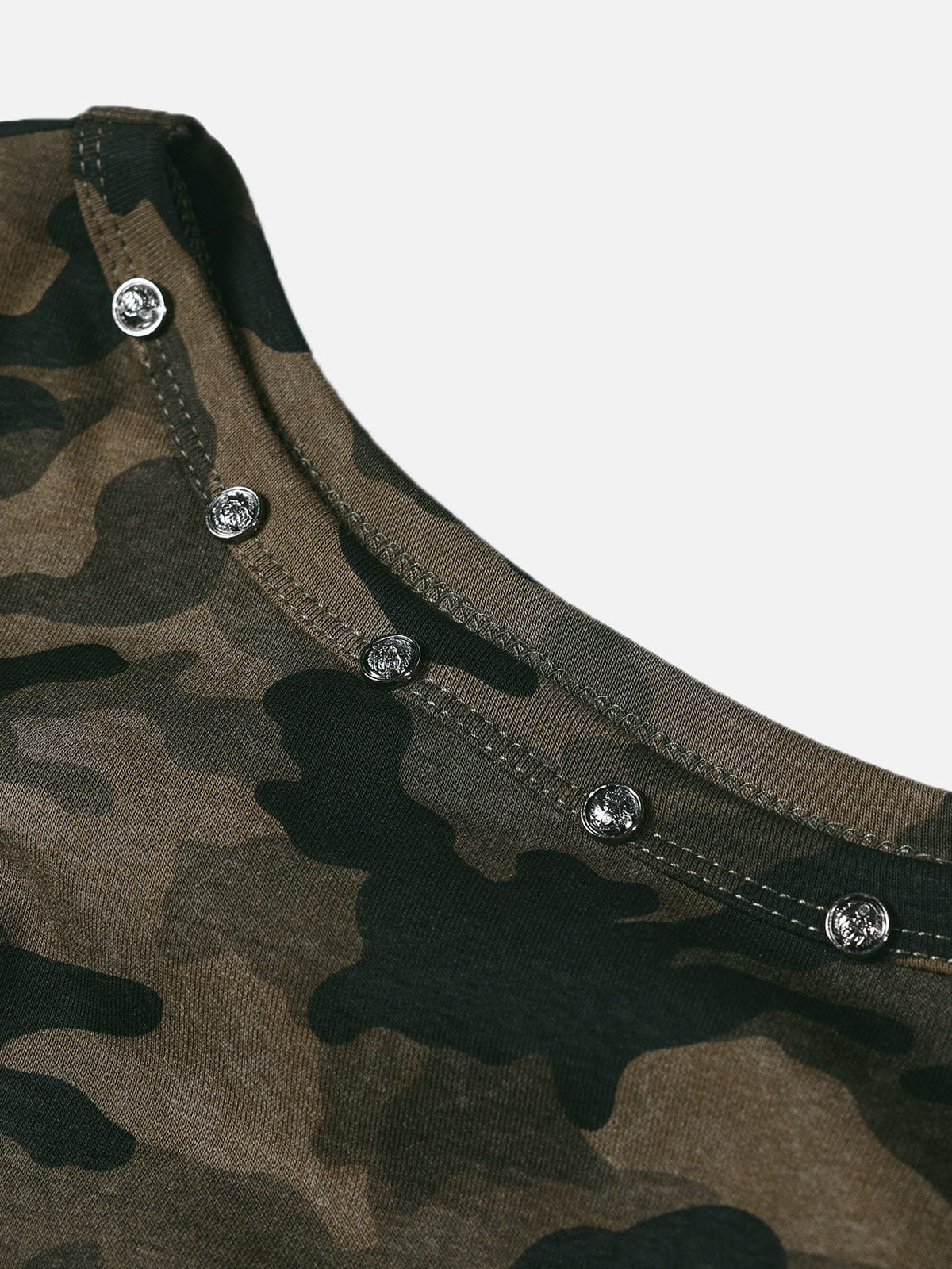Aelfric Eden CAMO Carmen-Shirt mit Nieten - Image 7