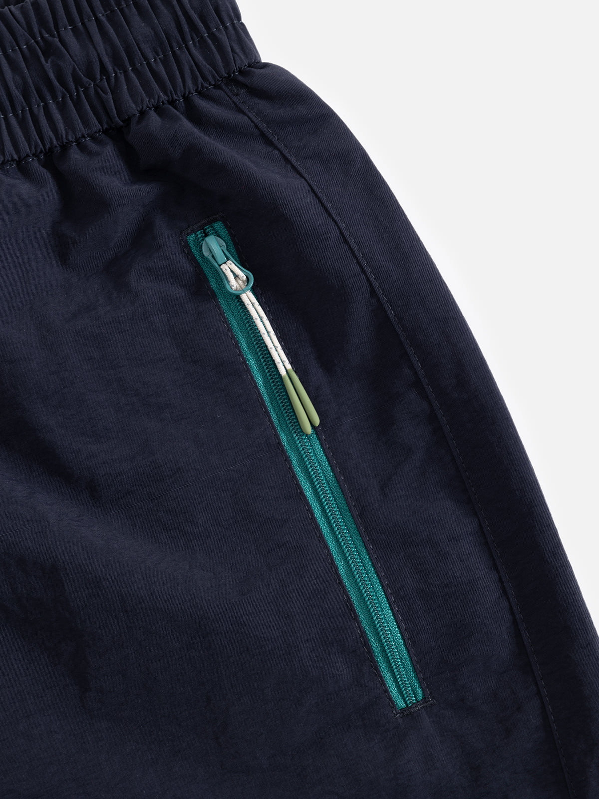 Aelfric Eden Contrast-Zip Utility-Shorts - Image 6