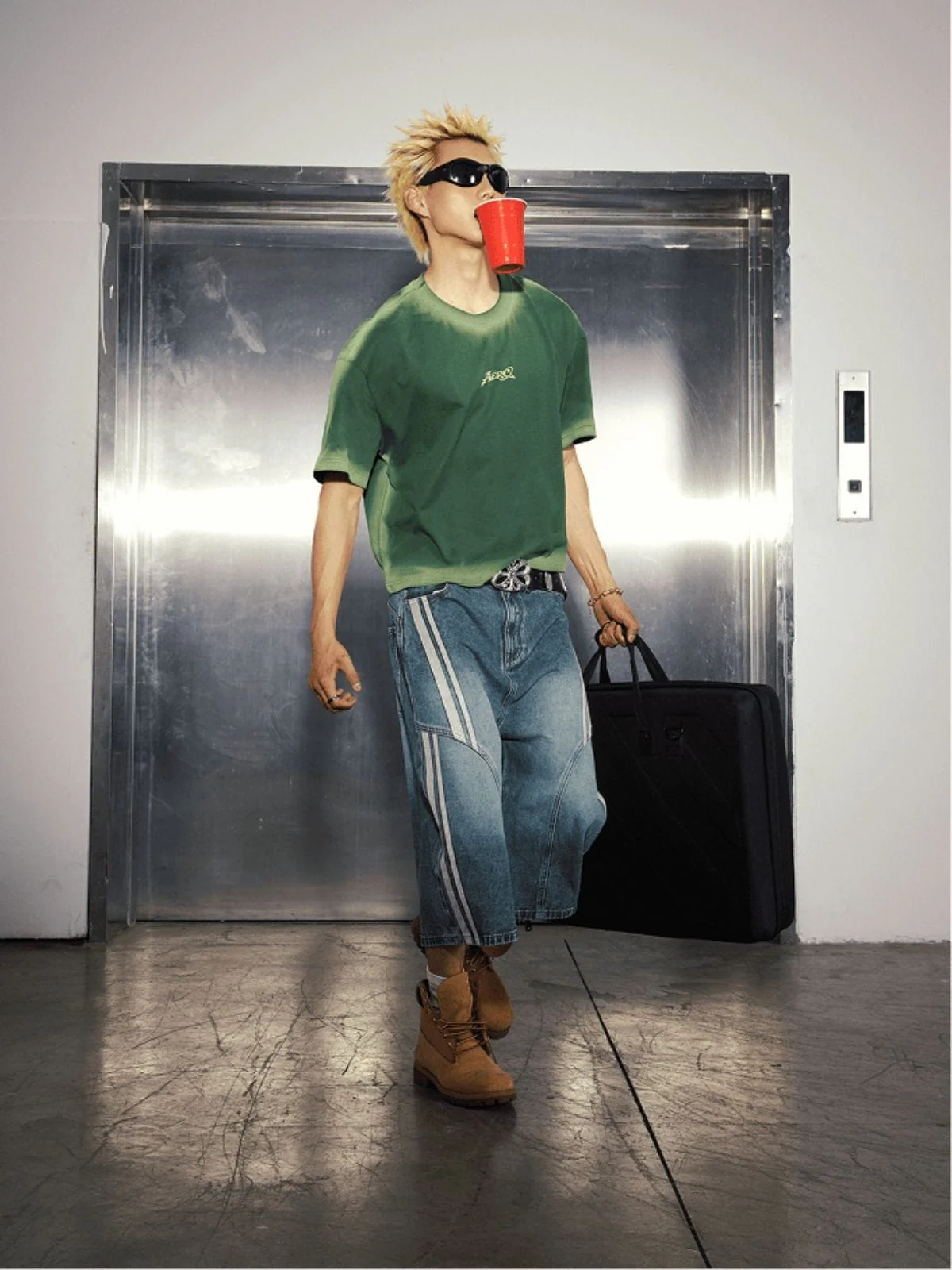 Aelfric Eden Boxy Graphic Washed Tee - Image 3
