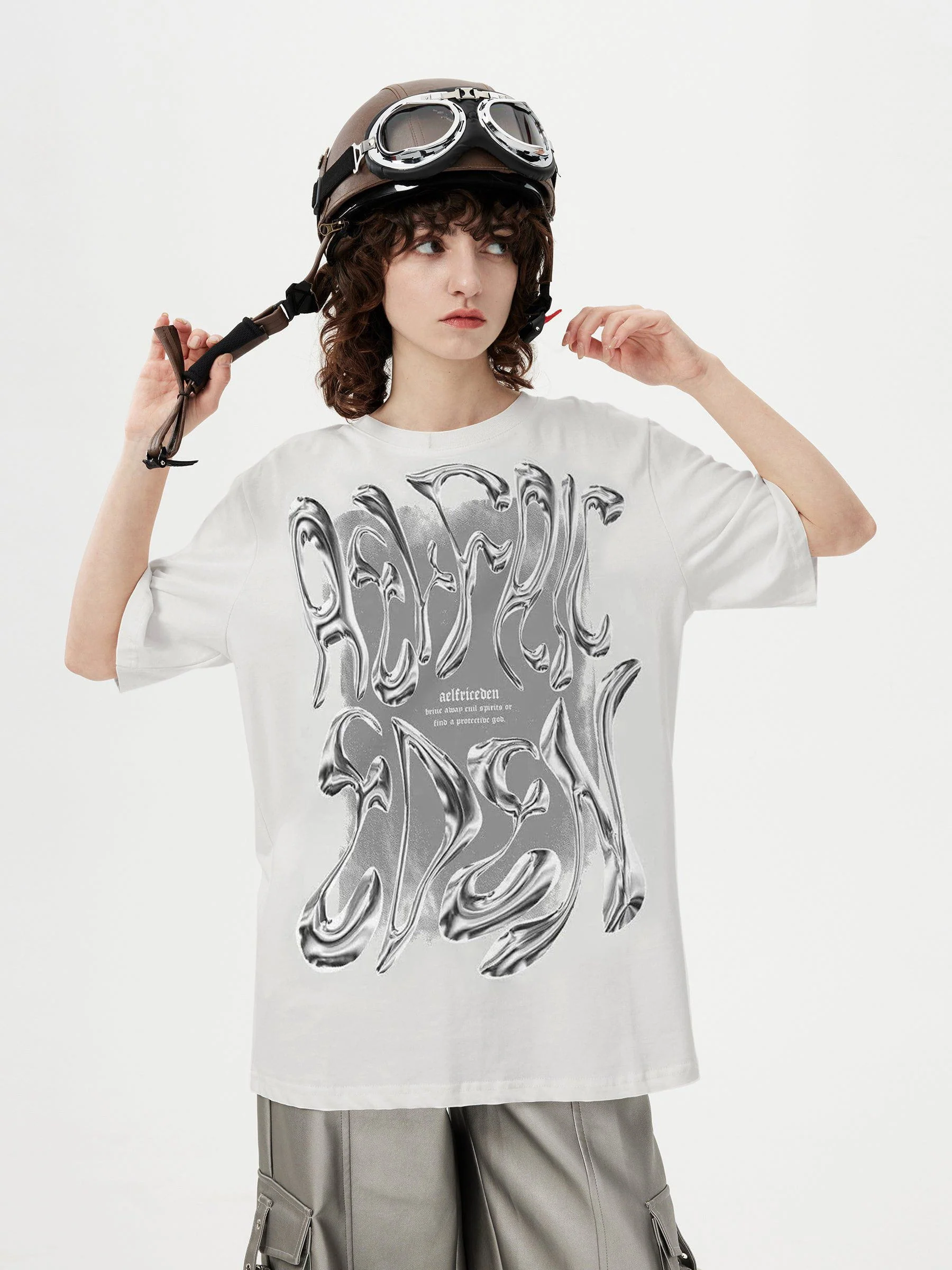 Aelfric Eden Futuristisches Liquid-Metal-Design-T-Shirt - Image 3