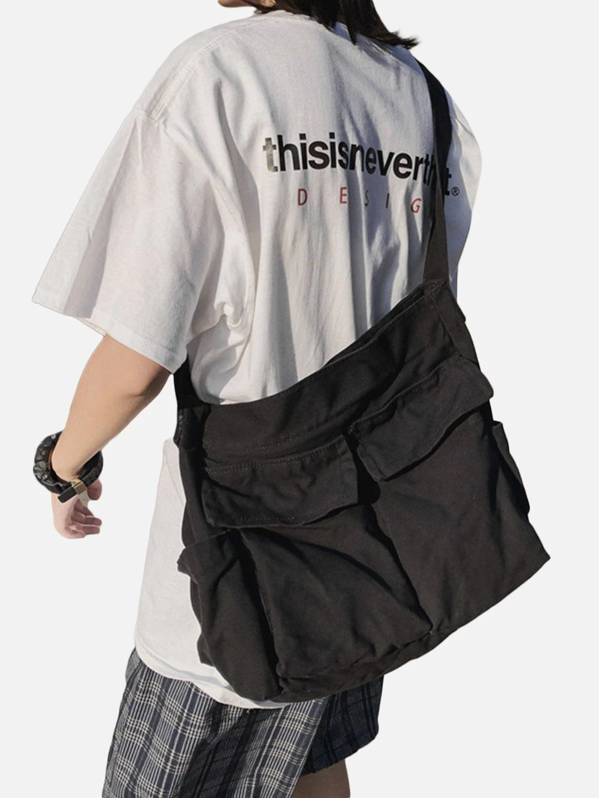 Einfarbige Umhängetasche mit großen Taschen - Image 6